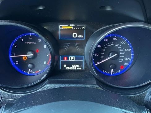 Used 2015 Subaru Legacy 2.5i Limited AWD/4WD image 31
