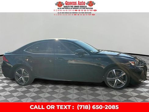 Used 2019 Lexus IS 300 F Sport image 8