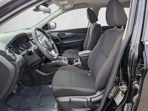 Used 2022 Nissan Rogue Sport S image 11