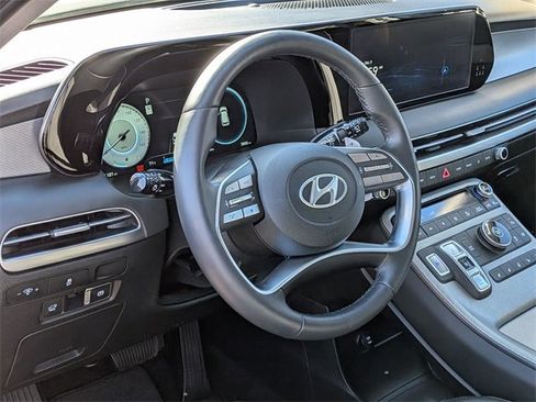 Used 2025 Hyundai Palisade SEL image 13