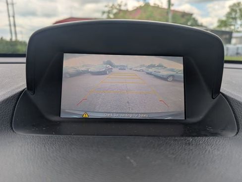 Used 2015 Buick Encore FWD image 14