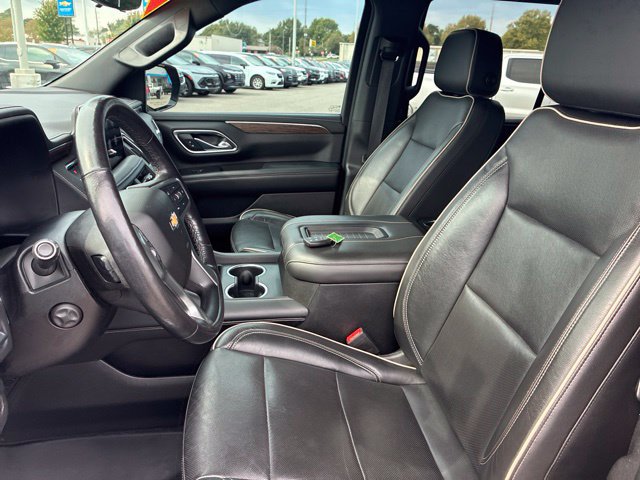 Used 2021 Chevrolet Tahoe Premier w/ Premium Package AWD/4WD image 12