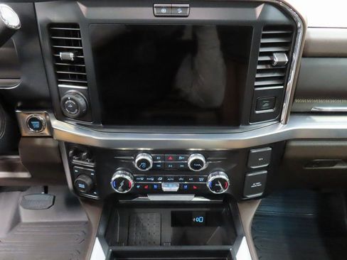 Used 2025 Ford F450 King Ranch w/ Chrome Package image 16