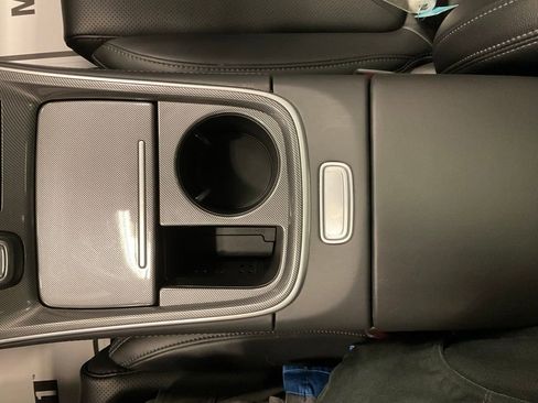 Used 2023 Hyundai Santa Fe SEL w/ Premium Package image 18