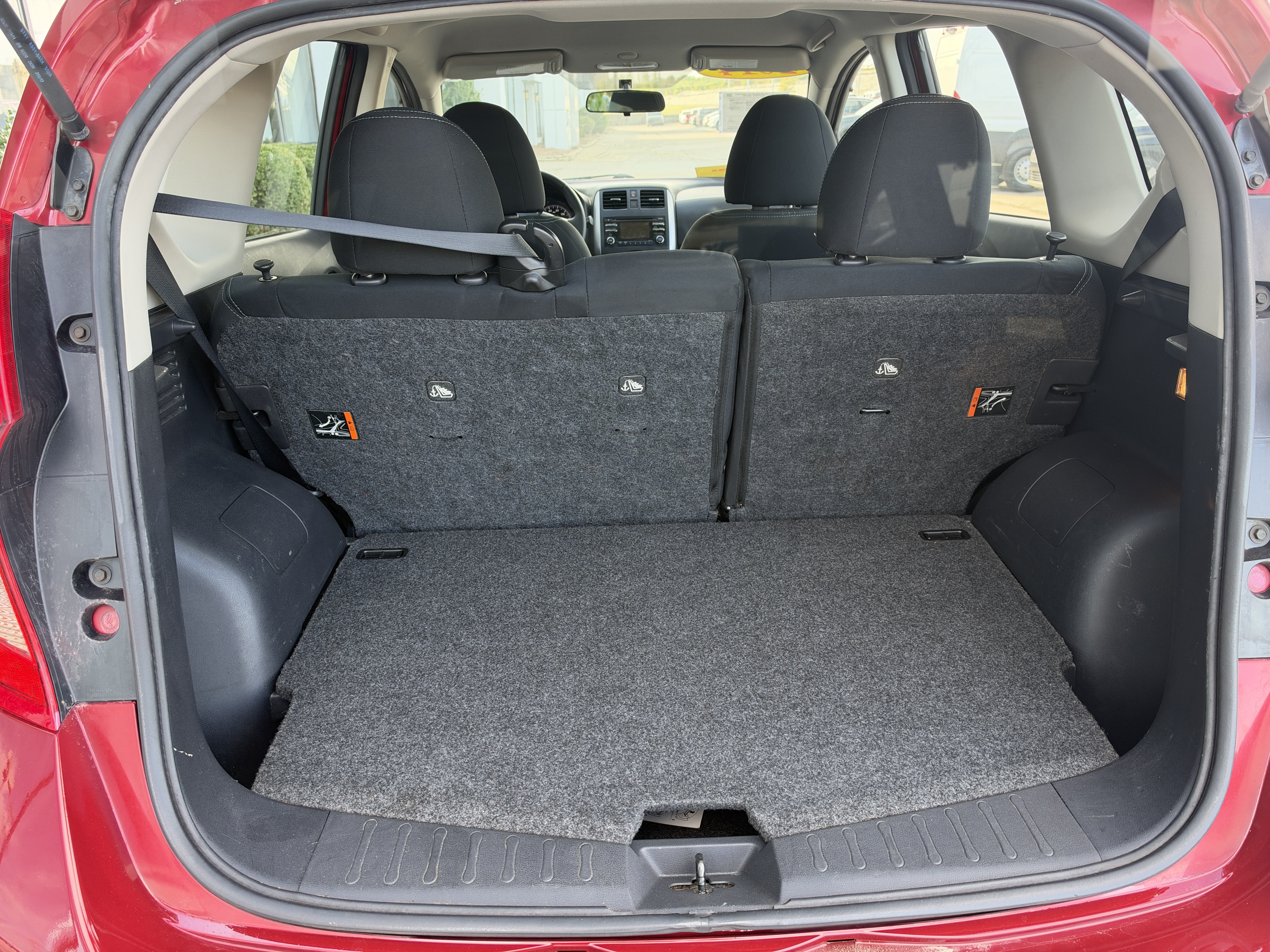 Used 2014 Nissan Versa Note SV w/ Convenience Package FWD image 12