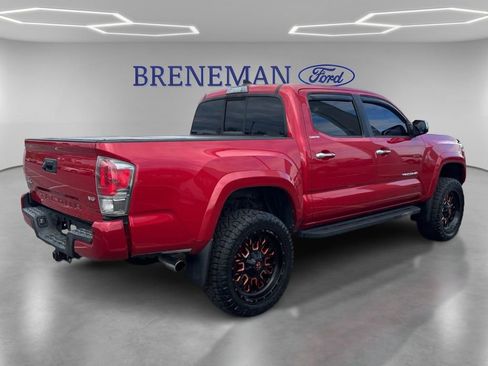 Used 2016 Toyota Tacoma Limited w/ Towing Package AWD/4WD image 5