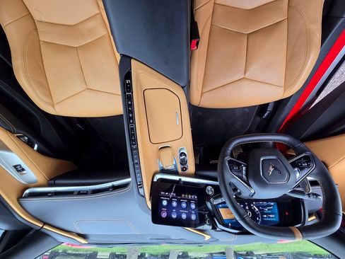 Used 2023 Chevrolet Corvette Stingray Preferred Cpe w/ Battery Protection Package RWD image 21