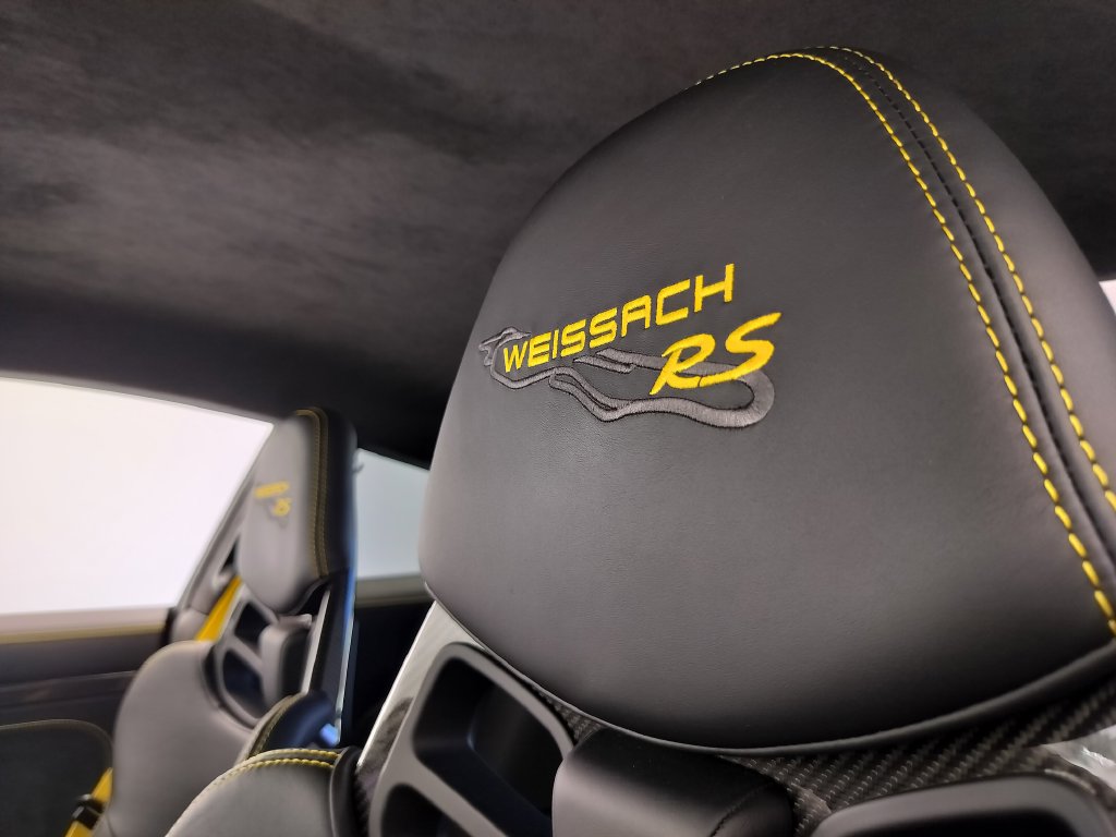 Used 2018 Porsche 911 GT2 RS RWD image 16
