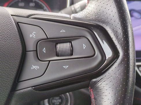 Used 2021 Chevrolet TrailBlazer RS w/ Technology Package image 30