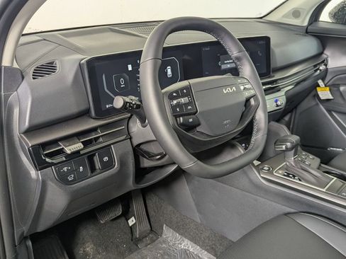 New 2026 Kia Sportage SX FWD image 11