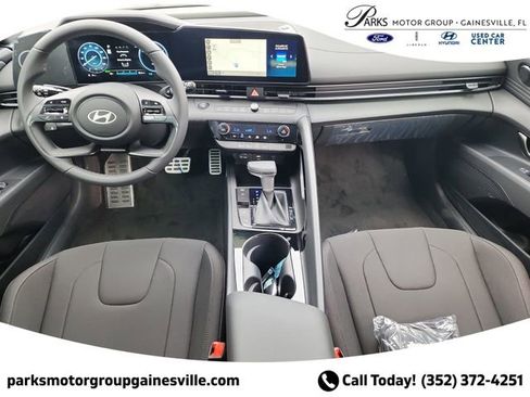 New 2025 Hyundai Elantra SEL w/ Cargo Package FWD image 10