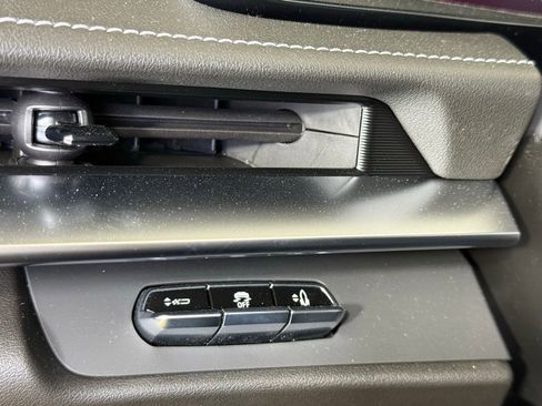 Used 2026 Chevrolet Corvette Z06 w/ Chrome Exterior Badge Package image 28