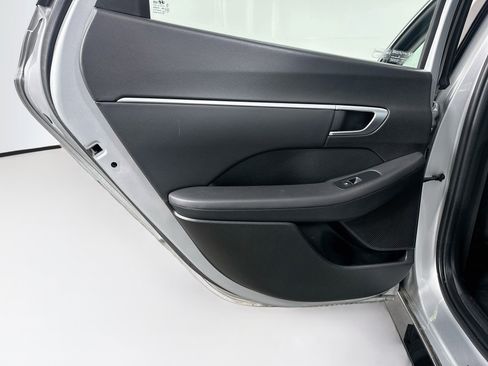 Used 2025 Hyundai Sonata SEL FWD image 27