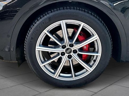 Certified 2025 Audi SQ5 Prestige w/ Prestige Package image 10