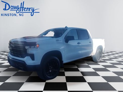 Used 2023 Chevrolet Silverado 1500 LT Trail Boss AWD/4WD image 1