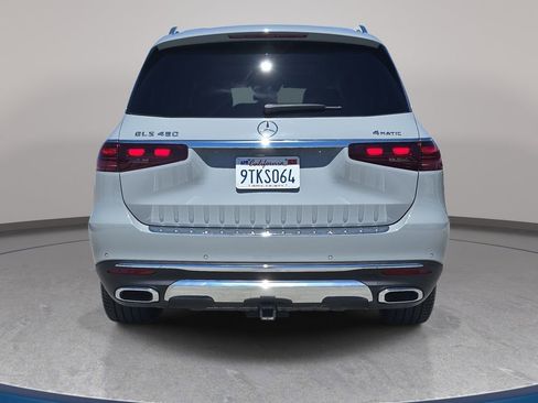 Used 2025 Mercedes-Benz GLS 450 4MATIC image 7