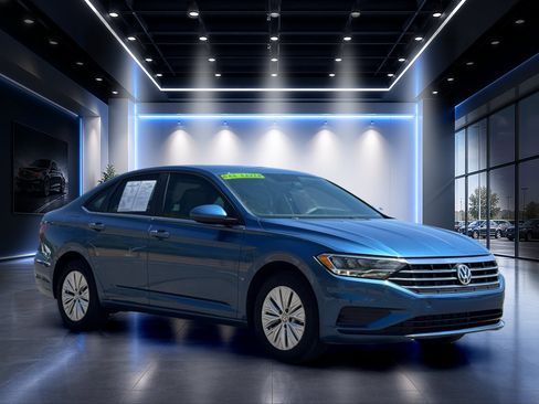 Used 2019 Volkswagen Jetta S w/ Driver Assistance Package FWD image 2