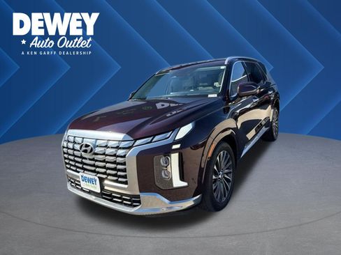 Used 2024 Hyundai Palisade Calligraphy FWD image 1