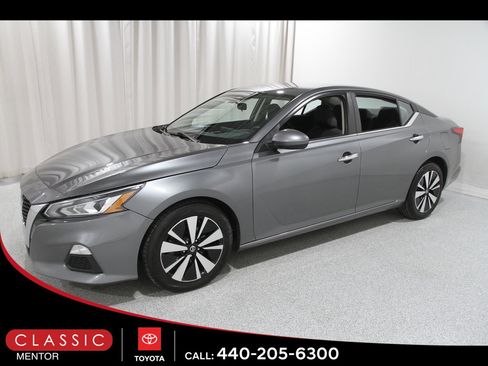 Used 2022 Nissan Altima 2.5 SV image 3