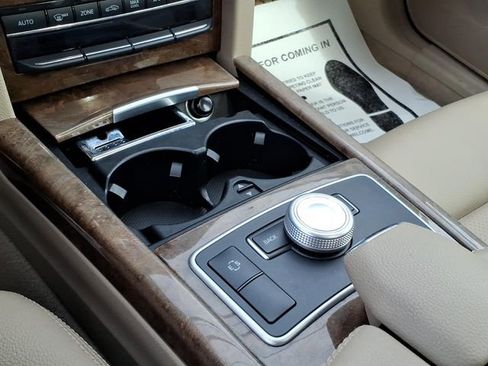 Used 2011 Mercedes-Benz E 350 4MATIC Sedan image 20