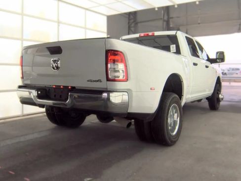 Used 2024 RAM 3500 Tradesman w/ Chrome Appearance Group AWD/4WD image 3