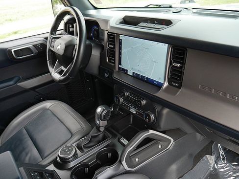 Used 2022 Ford Bronco Outer Banks image 51