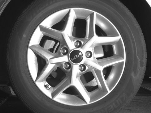 Used 2025 Kia Soul LX w/ LX Technology Package image 19