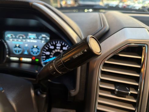 Used 2017 Ford F350 Platinum w/ Platinum Ultimate Package image 29