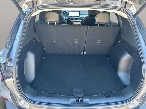 Used 2025 Ford Escape Platinum image 36