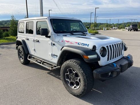 Used 2022 Jeep Wrangler Unlimited Rubicon 4xe w/ Cold Weather Group AWD/4WD image 3
