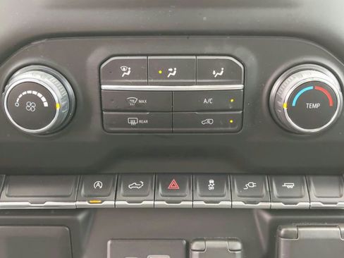 Used 2021 Chevrolet Silverado 1500 Custom RWD image 26