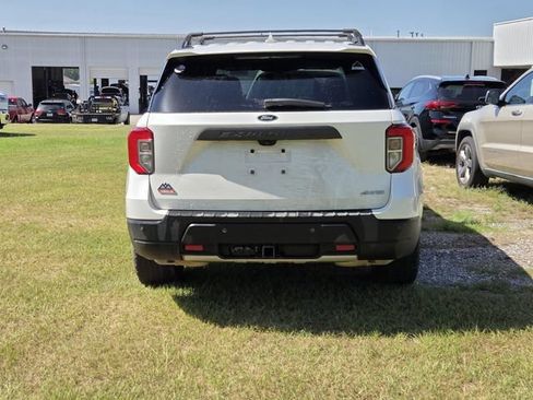 Used 2023 Ford Explorer Timberline AWD/4WD image 7