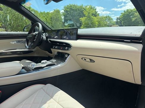 New 2026 Genesis GV70 3.5T Sport Prestige w/ G1 Accessory Package AWD/4WD image 32