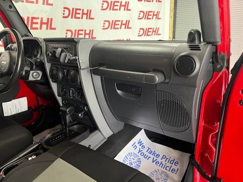 Used 2009 Jeep Wrangler X AWD/4WD image 10