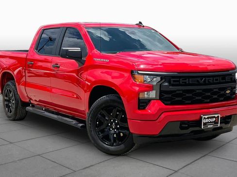 Used 2024 Chevrolet Silverado 1500 Custom RWD image 3