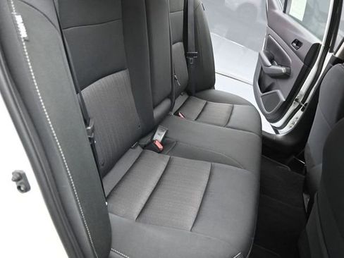Used 2025 Nissan Altima 2.5 SV FWD image 27