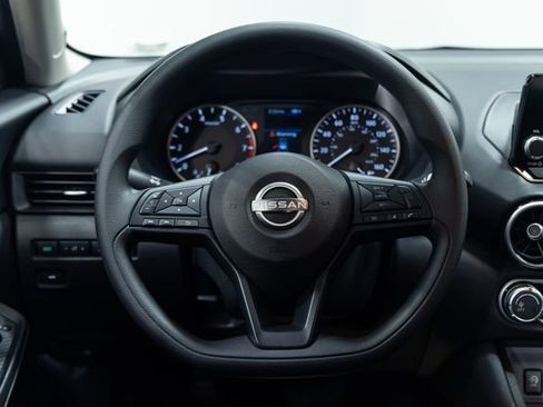 Used 2025 Nissan Sentra S FWD image 13