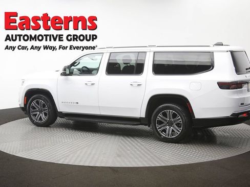 Used 2024 Jeep Wagoneer L Series II RWD image 66