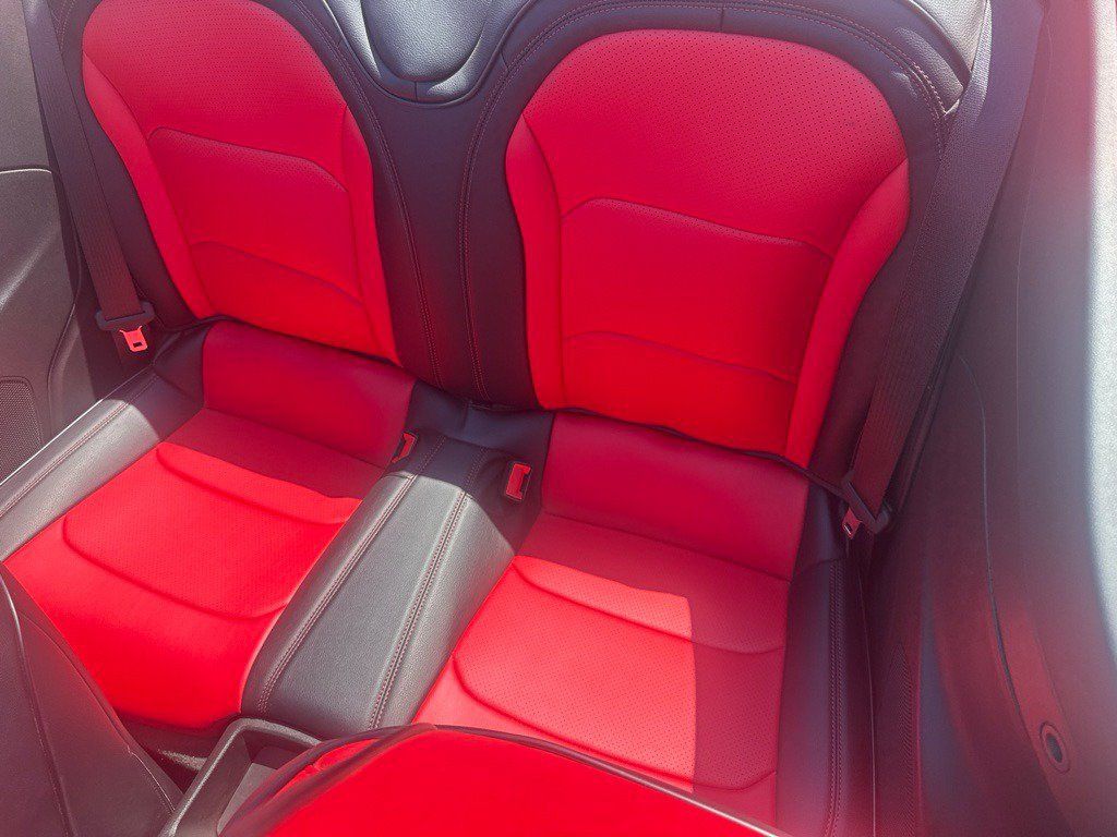 Used 2020 Chevrolet Camaro LT RWD image 9