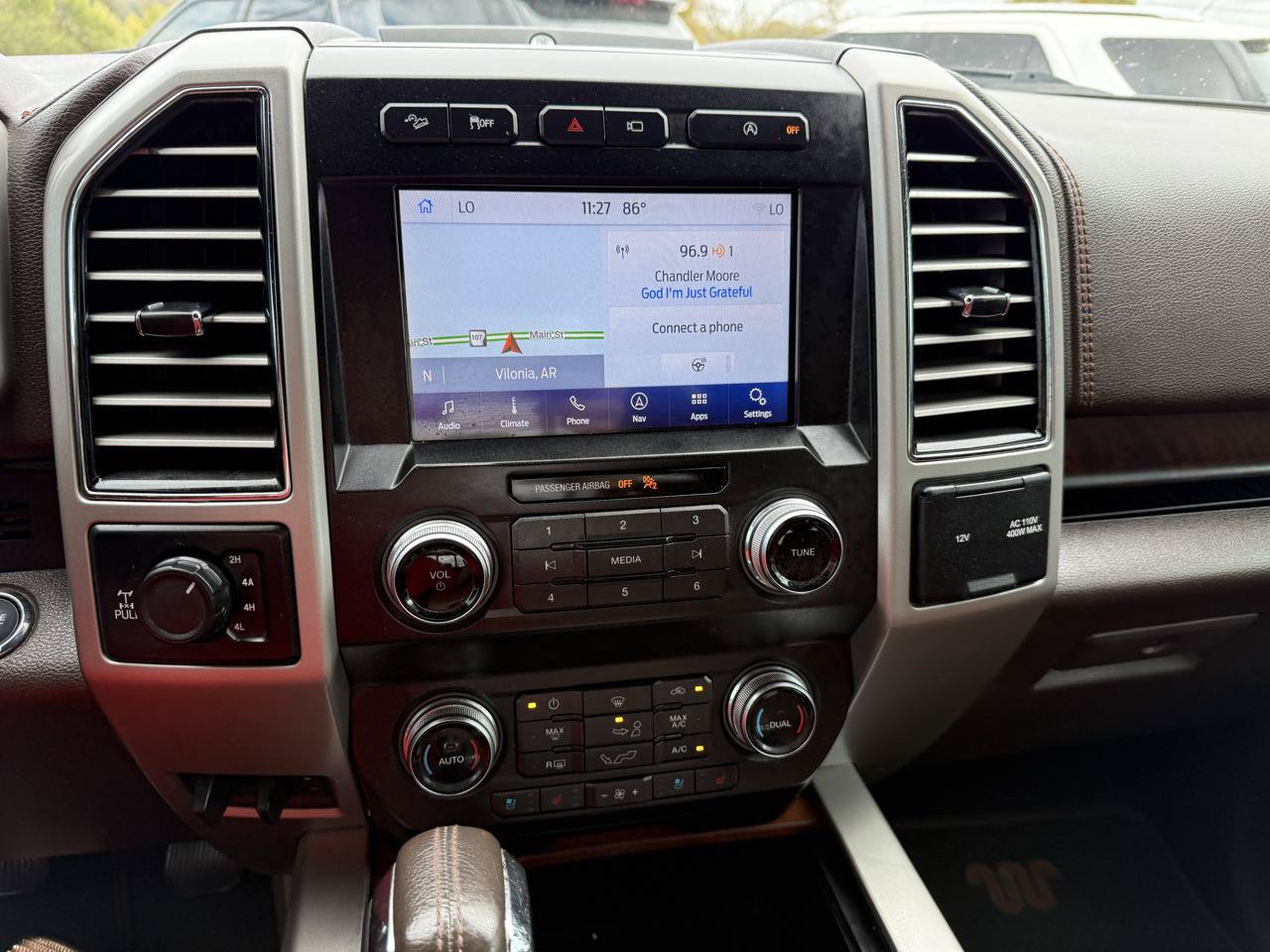 Used 2019 Ford F150 King Ranch w/ Equipment Group 601A Luxury AWD/4WD image 30
