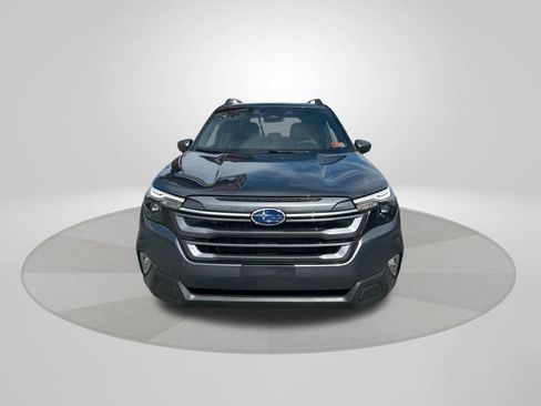 Certified 2025 Subaru Forester Premium image 2