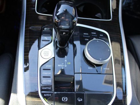 Used 2020 BMW X5 xDrive40i w/ Premium Package image 24