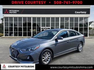 Used 2018 Hyundai Sonata SE image 1