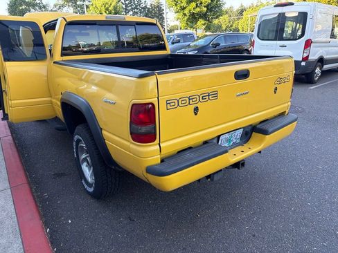 Used 2000 Dodge Ram 1500 Truck 4x4 Quad Cab image 4