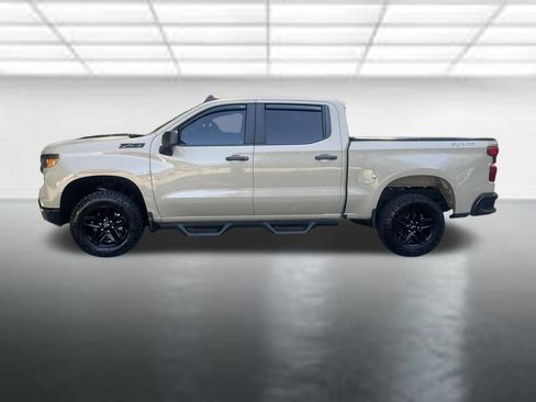 Used 2023 Chevrolet Silverado 1500 Custom Trail Boss AWD/4WD image 2