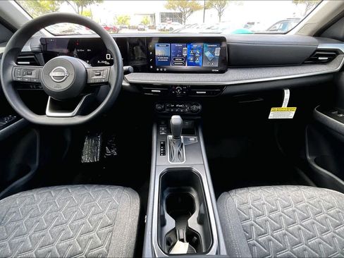 New 2026 Nissan Kicks SV w/ SV Premium Package image 5