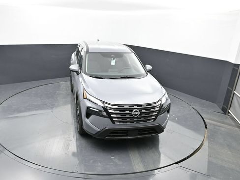 New 2026 Nissan Rogue SV w/ Cold Weather Package AWD/4WD image 18