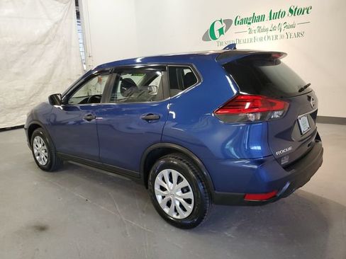 Used 2017 Nissan Rogue S AWD/4WD image 4
