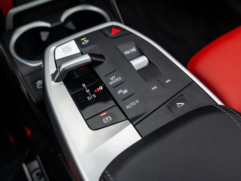 Used 2025 BMW X1 xDrive28i w/ M Sport Package image 32