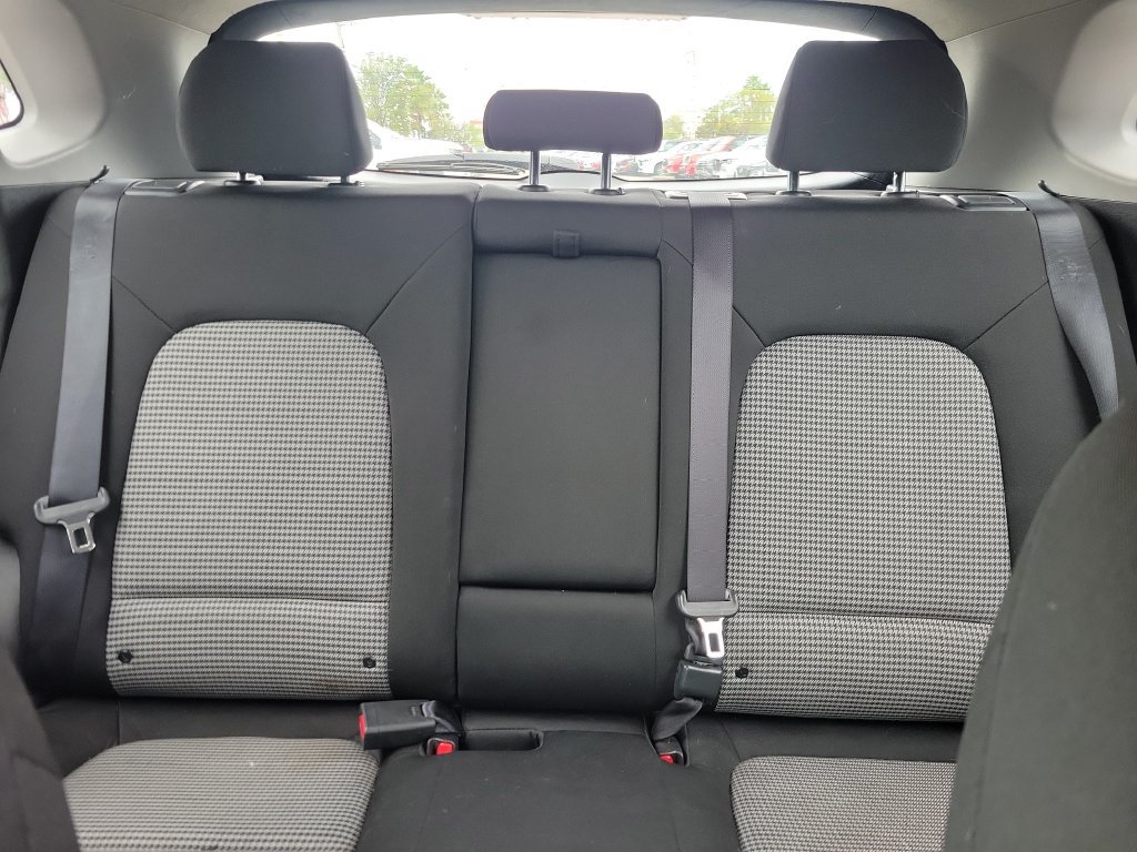 Used 2020 Hyundai Kona SE FWD image 15